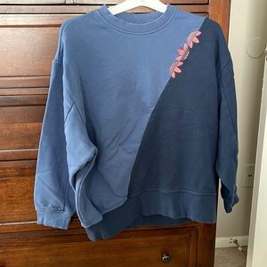Adidas 2 tone blue sweatshirt